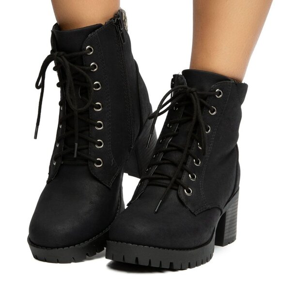 New Black Lace-Up Combat Ankle Booties Boots Block Heel Lug Platform Knit Collar - Picture 2 of 6